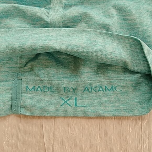 Sports bra xl blue by AKAMC - Picture 3 of 3